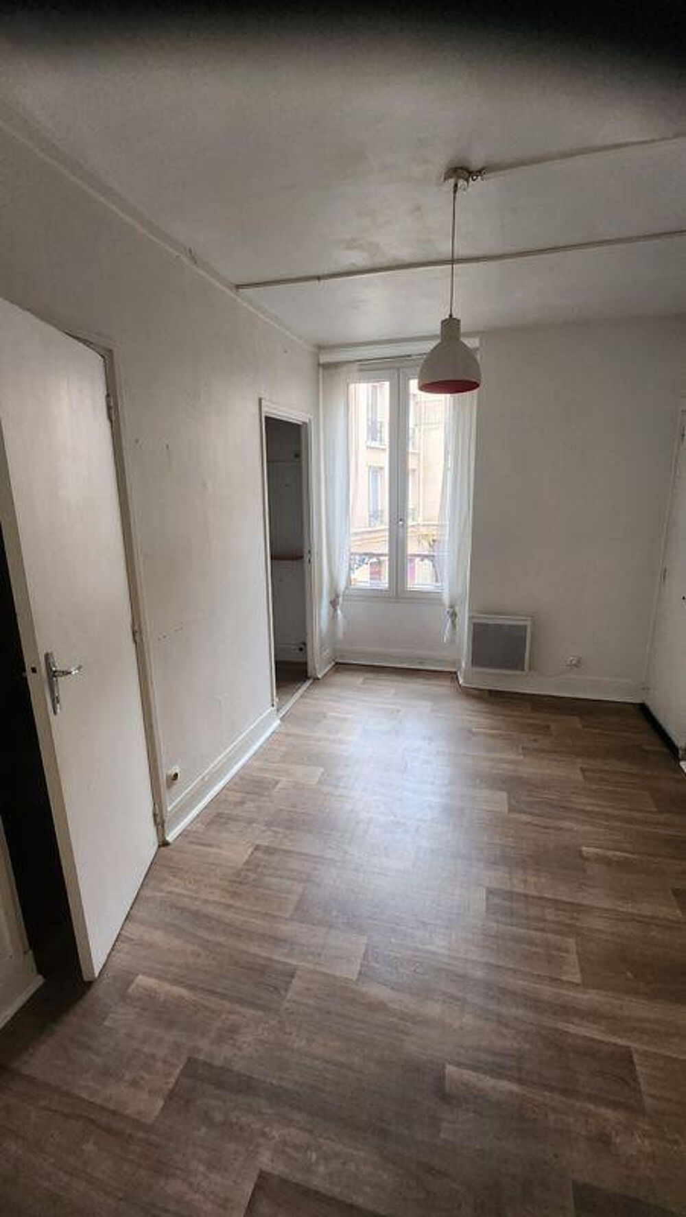 Location Appartement Appartement de 2 pieces quartier La Chapelle Paris 18