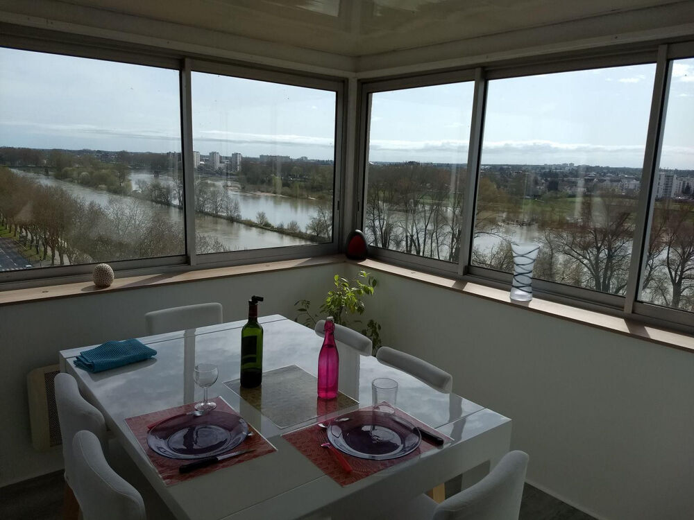 Location Appartement Appartement Vue Loire imprenable Orléans