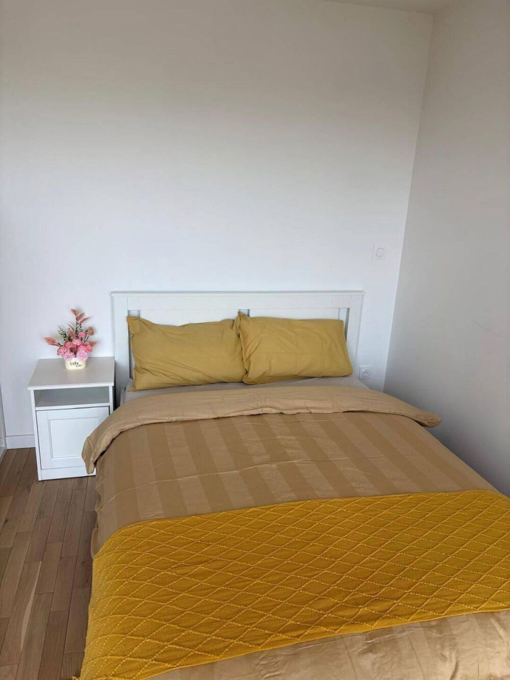 Location Appartement Beau studio neuf et meublé 33m² Paris 13