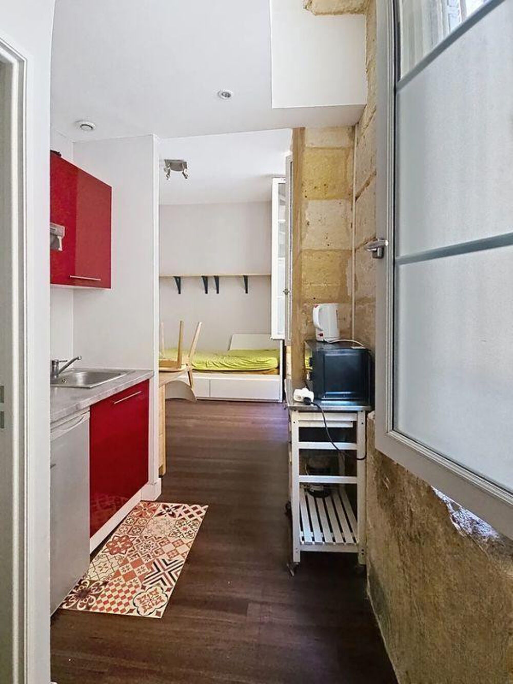 Location Appartement Beau studio 18m2 refait à neuf Bordeaux