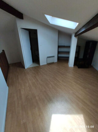  Appartement à louer 2 pièces 35 m²
