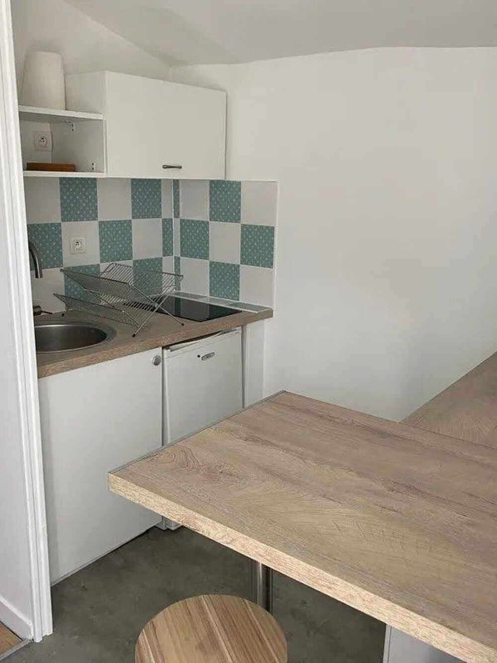 Location Appartement Beau studio meublé 22m² rénové étudiant Nantes