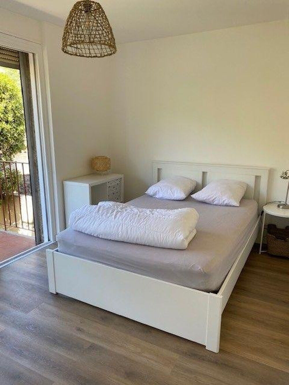 Location Appartement Beau meublé neuf 65m² Aix-en-provence