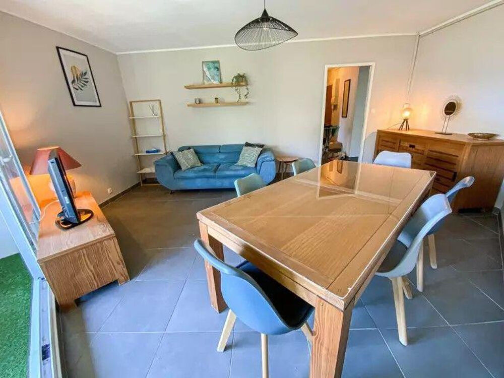 Location Appartement 1 chambre dispo dans coloc 68m² avec loggia 8m² Marseille 9