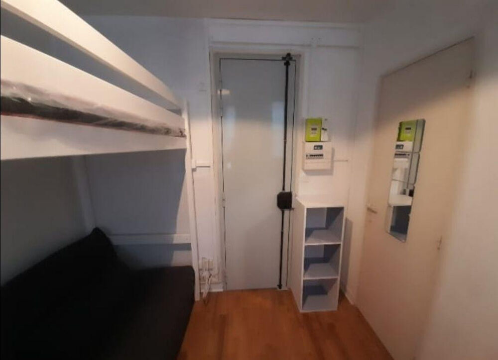 Location Appartement Beau studio près des transports et commerces Paris 17
