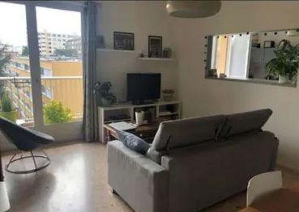 Location Appartement Beau F2 63m² avec balcon Armeville vue sur le parc Saint-Étienne