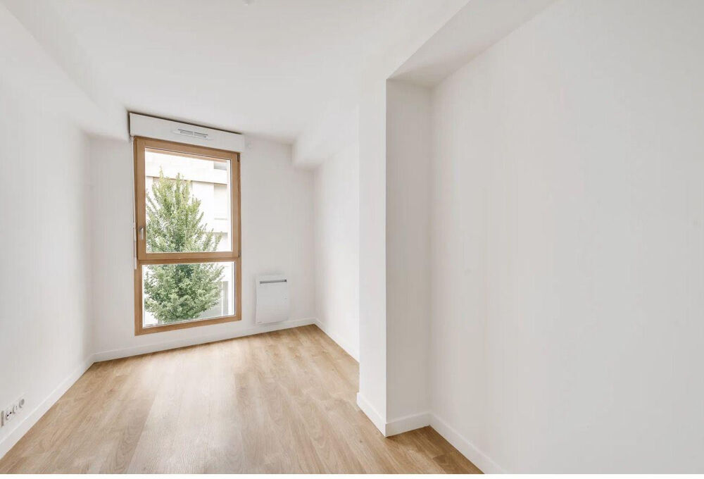 Location Appartement Très bel appartement de 60M2 avec cuisine équipée Pantin