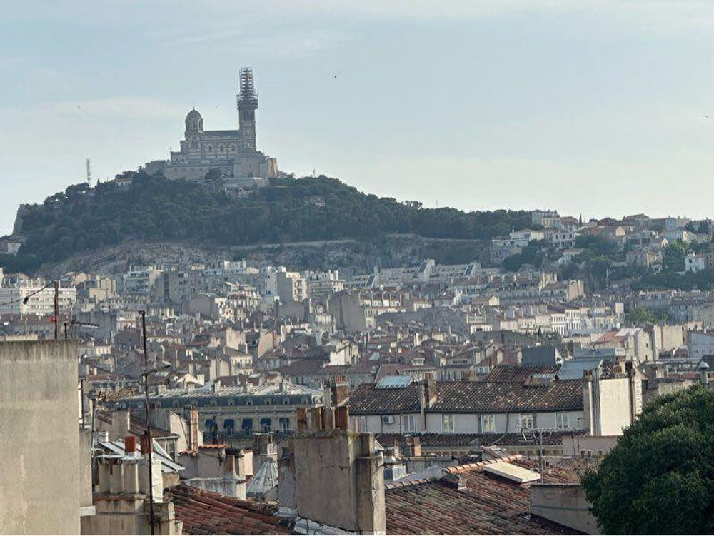 Location Appartement Studio meublé 20 m² avec vue exceptionnelle Marseille 6