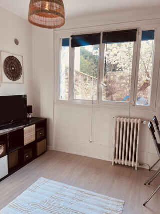  Appartement à louer 1 pièce 22 m²