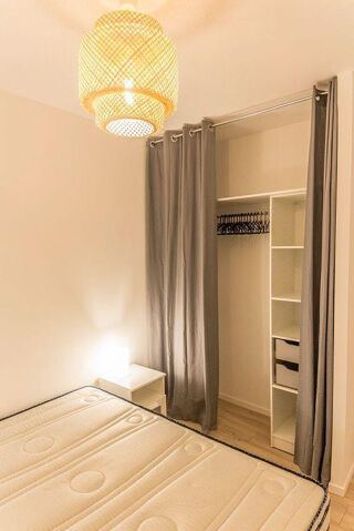  Appartement à louer 2 pièces 32 m²