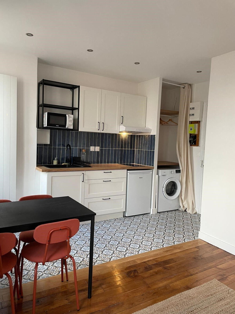 Location Appartement Beau studio meublé de 19,5m² calme sans vis à vis Asnières-sur-seine
