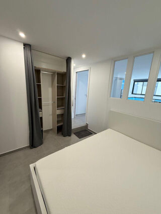  Appartement à louer 2 pièces 45 m²