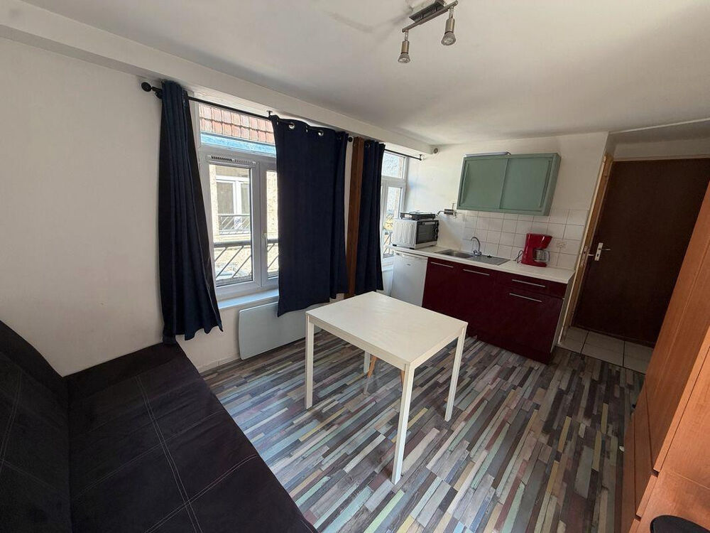 Location Appartement Beau studio meublé 18 m² à Gambetta Lille
