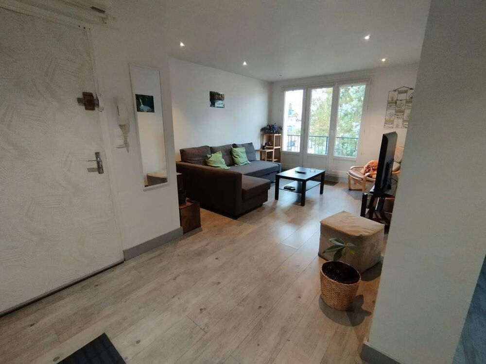 Location Appartement Beau T2 meublé 47m²  Balcon, Parking Nantes