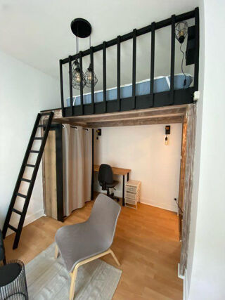  Appartement à louer 1 pièce 20 m²