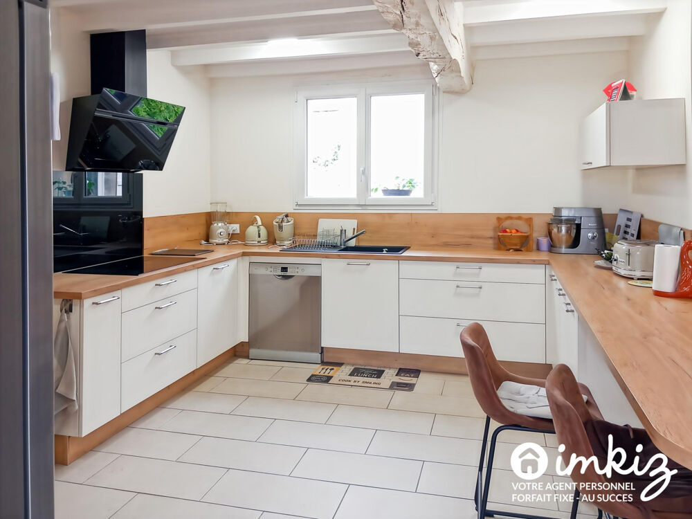 Vente Maison Maison 5 pièces PLAIN-PIED, dépendances et piscine Saint-pierre-de-buzet
