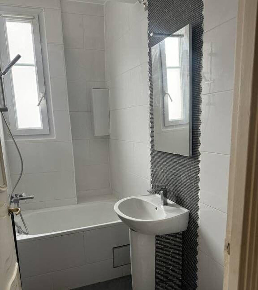 Location Appartement Beau studio 30 m² Paris 6E Paris 6