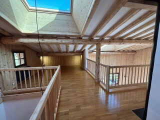  Maison à louer 5 pièces 195 m²