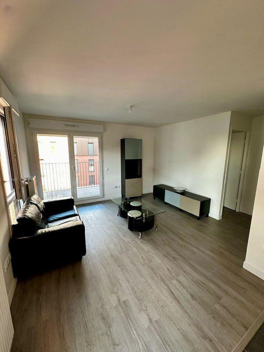 Location Appartement T2 meublé lumineux avec balcon – Résidence neuve Romainville