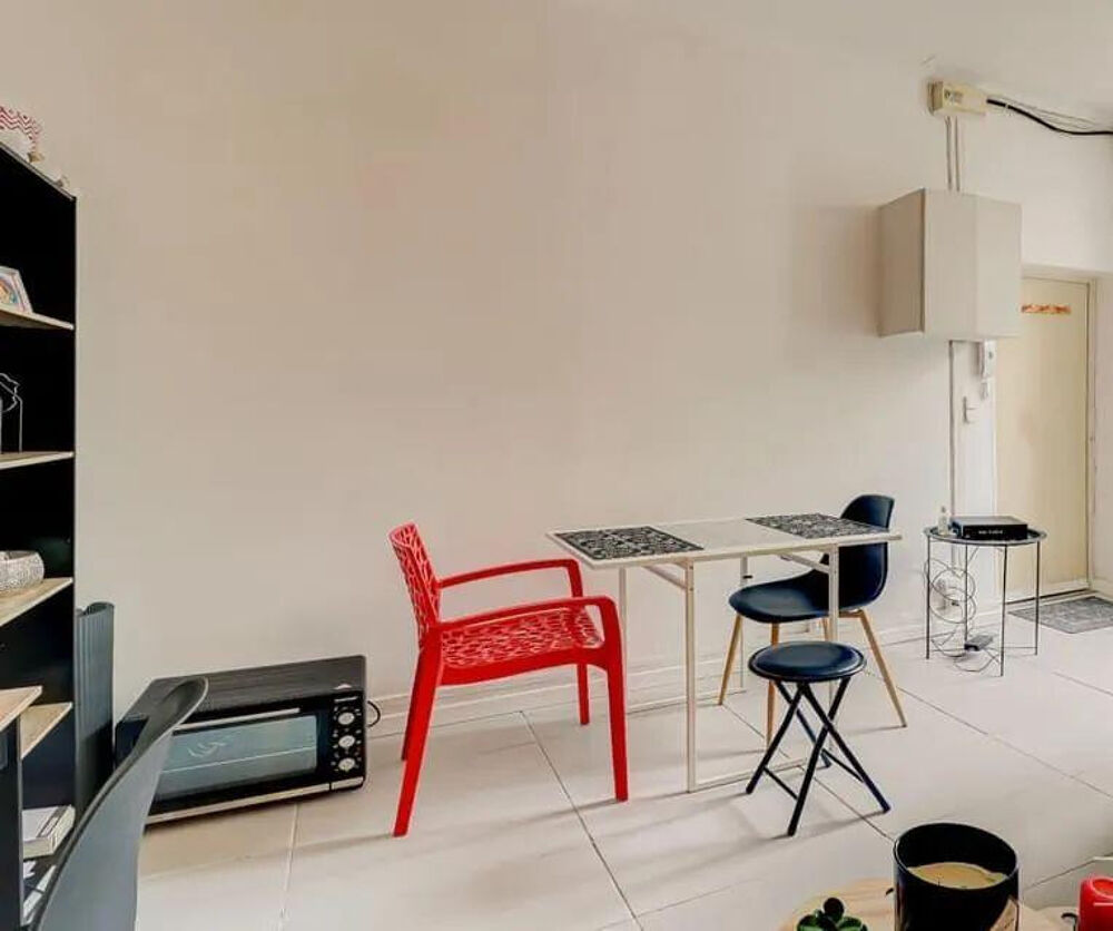 Location Appartement Beau studio 17m² lumineux Quartier Madeleine Nantes