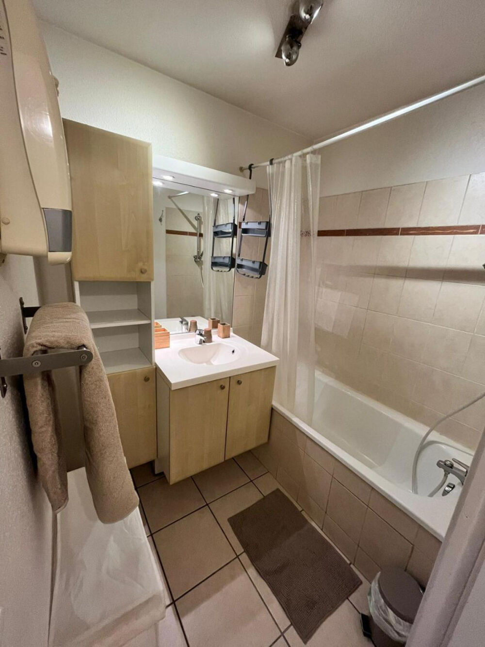 Location Appartement Beau T2 meublé 41m² La Doua Villeurbanne
