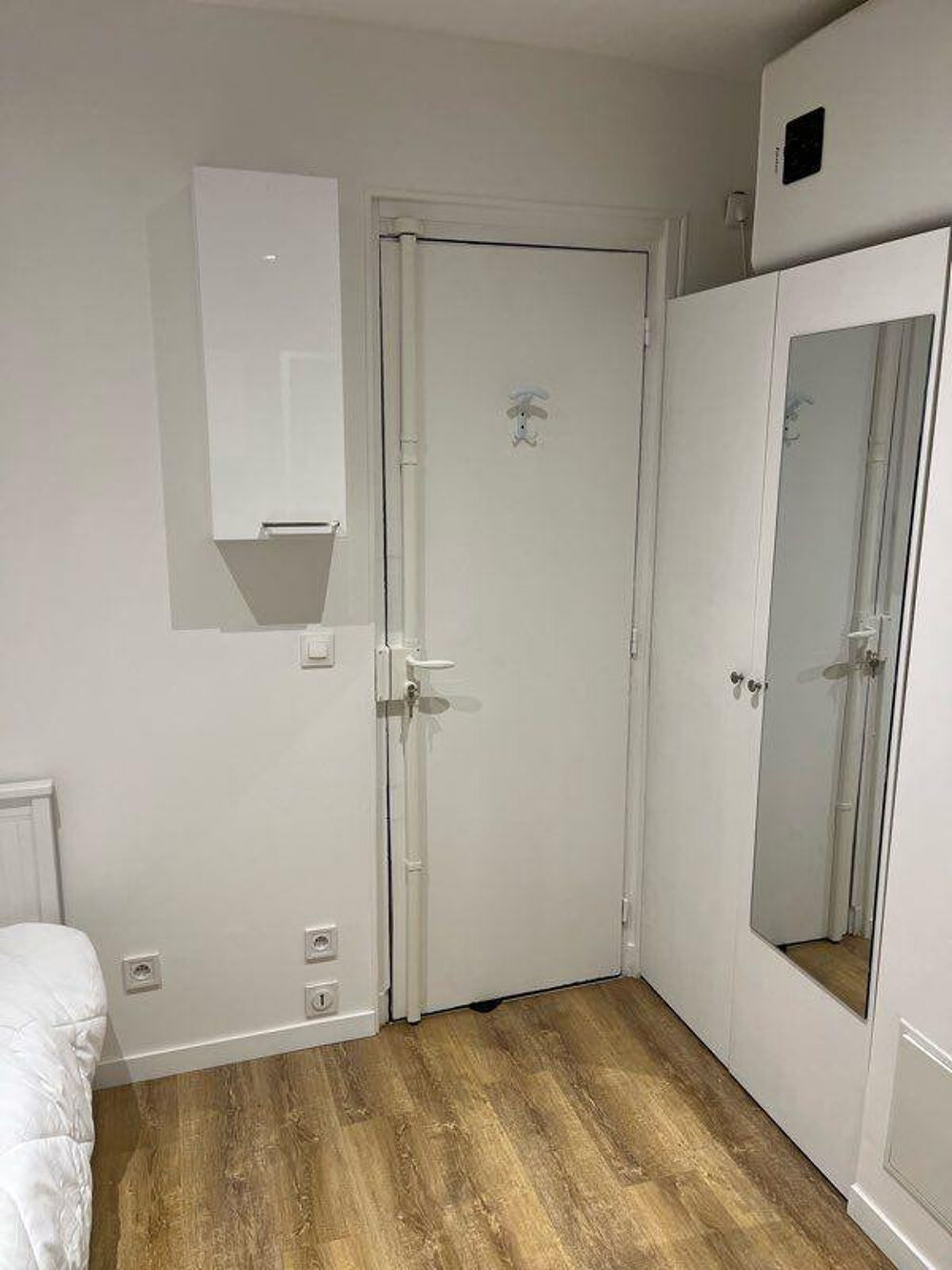 Location Appartement Studette neuve 11m² 30 avenue Georges Mandel Paris 16ème