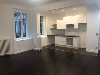  Appartement à louer 2 pièces 49 m²
