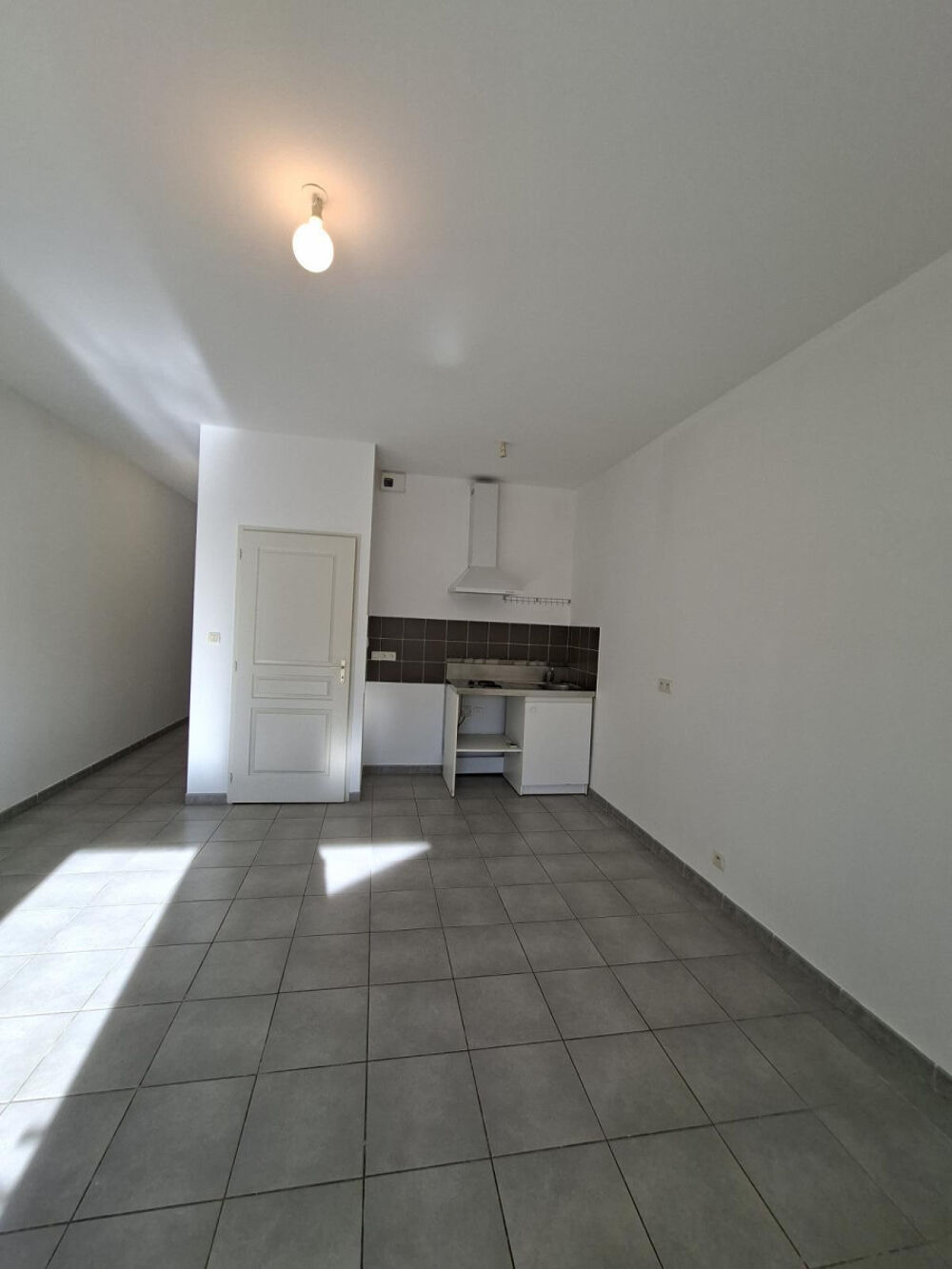 Location Appartement Petit appartement avec jardin et terrasse et park Mormoiron