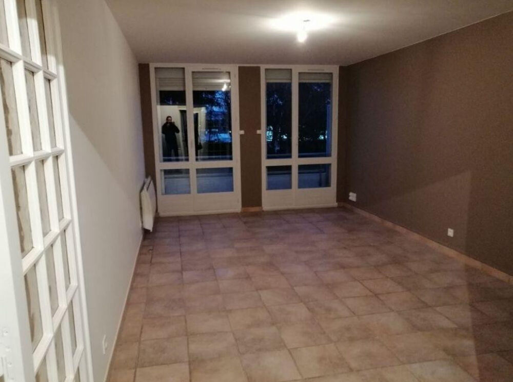 Location Appartement F2 de 70m²- Roanne Roanne