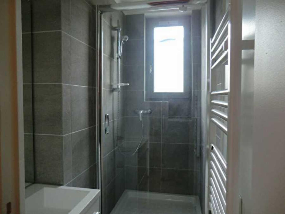 Location T2 Vanves