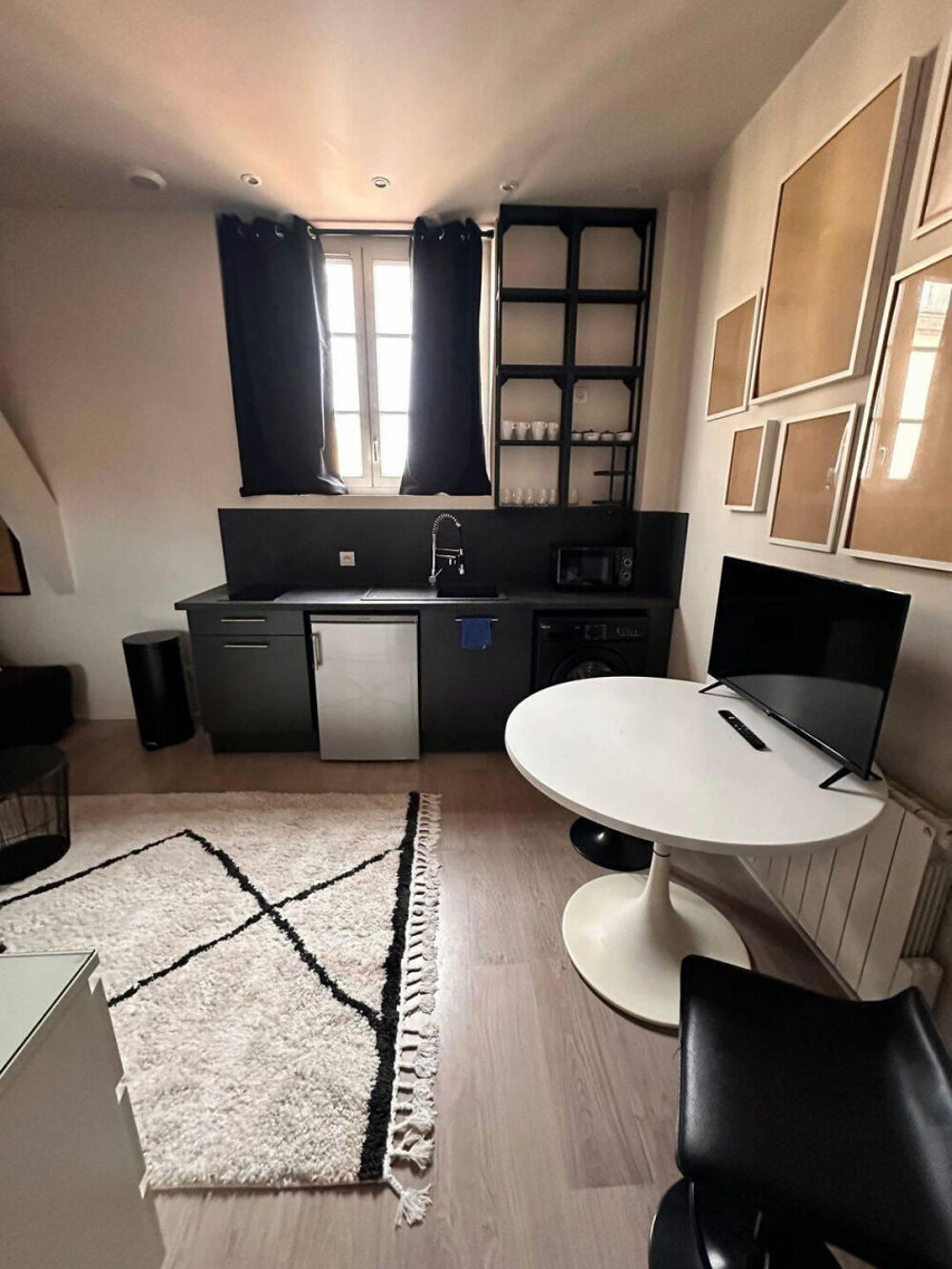 Location Appartement Beau studio meublé 21m² Lyon 4
