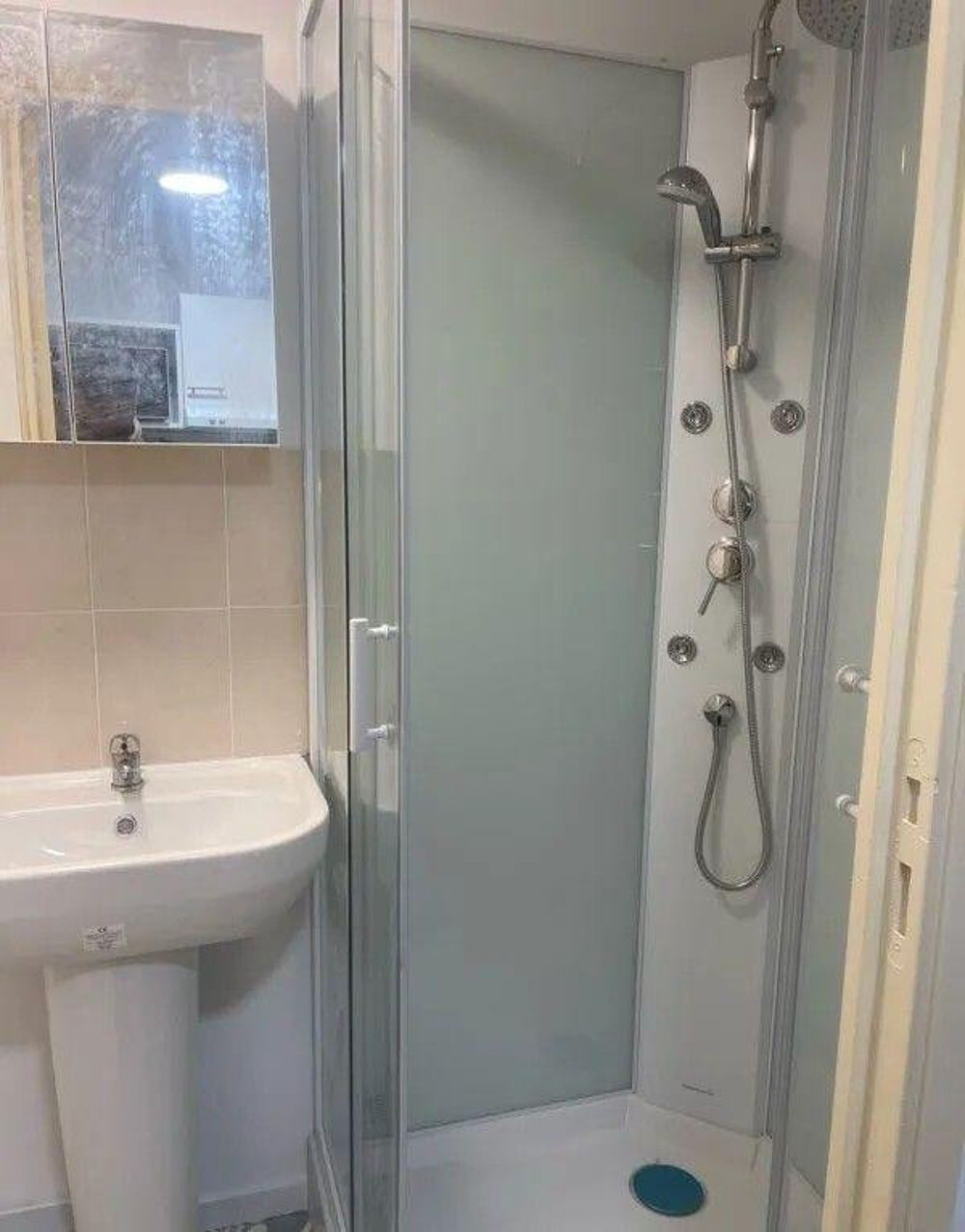 Location Appartement Beau studio 15m² très bien situé et refait à neuf Tours