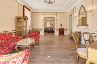  Appartement à vendre 5 pièces 141 m²