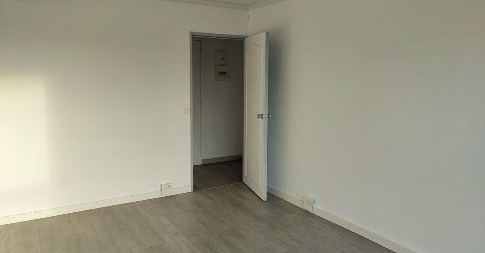 Location Appartement Appartement lumineux avec vue dégagée Paris 14è Paris 14