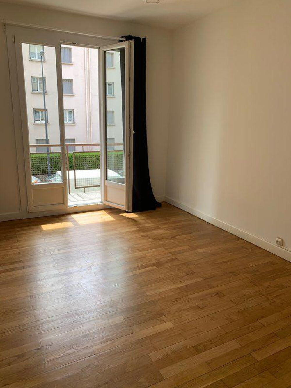 Location Appartement Loue appartement 3 pièces rue de chamrousse Grenoble