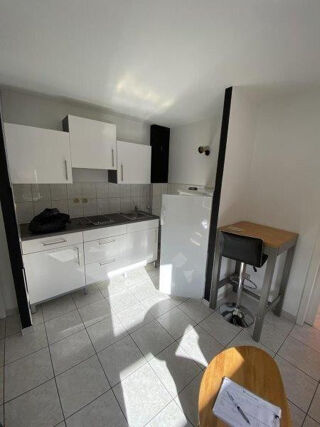  Appartement à louer 2 pièces 26 m²