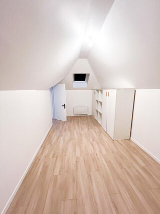  Appartement à louer 3 pièces 47 m²