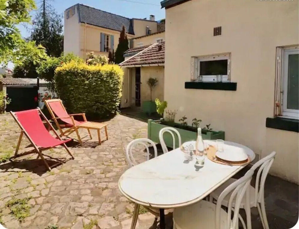 Location Appartement Beau 2P meublé 37m² avec petite cour extérieure Versailles
