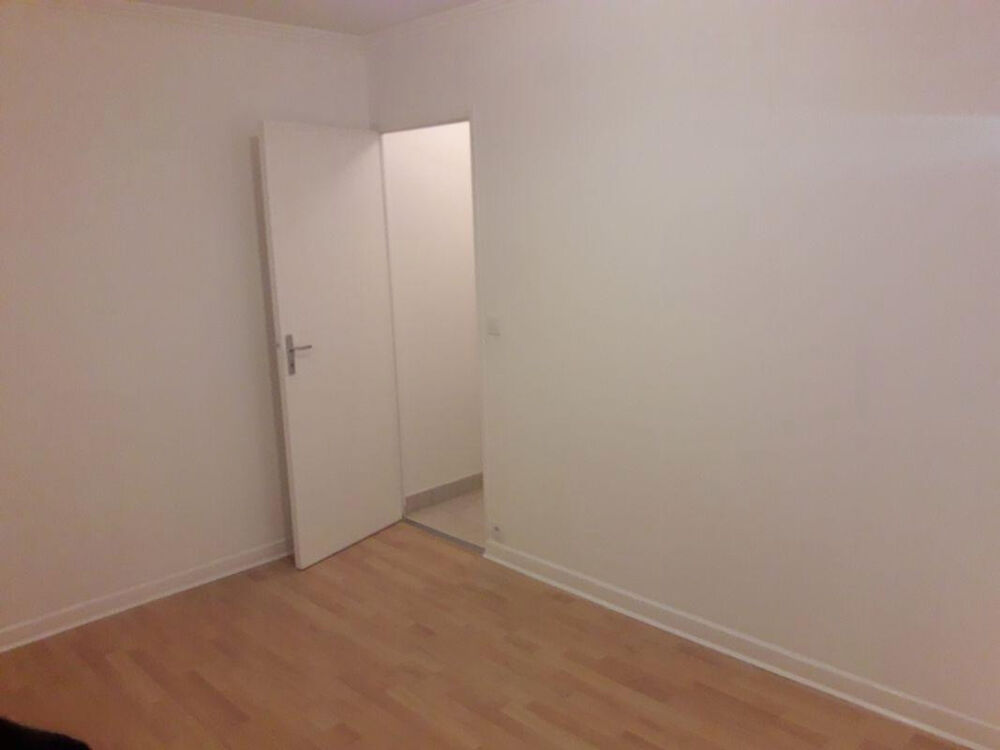Location Appartement Maisonnette F1 metro mairie d'ivry Ivry-sur-seine