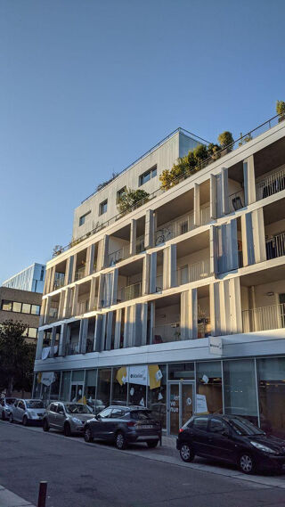  Appartement à louer 3 pièces 56 m²