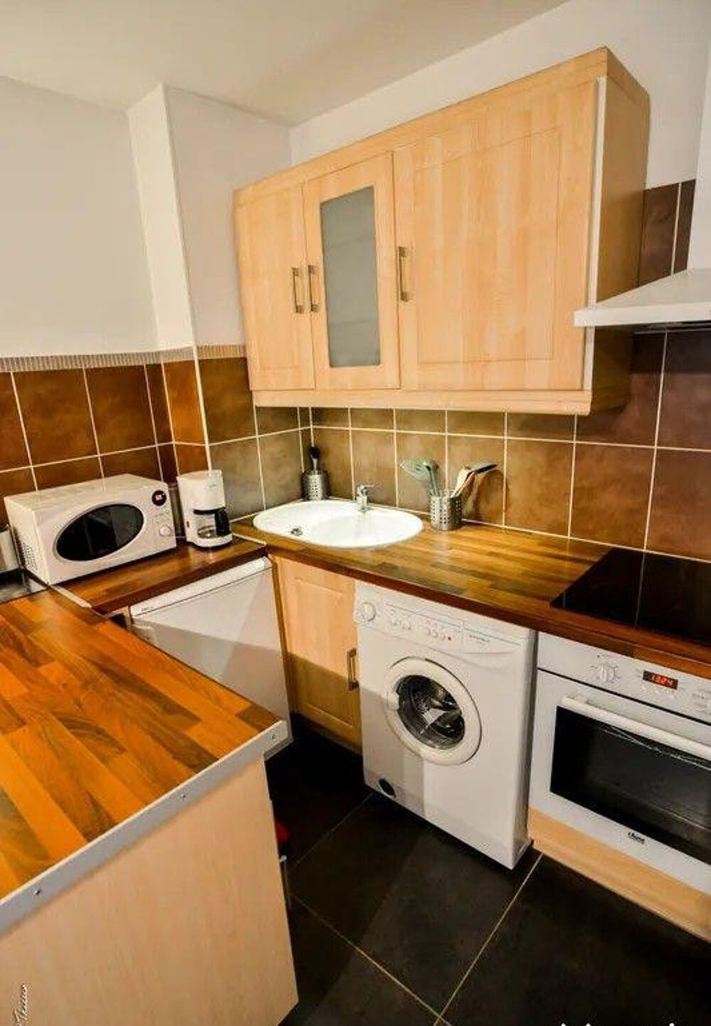 Location Appartement Beau studio meublé 28m² calme et lumineux Lyon 3
