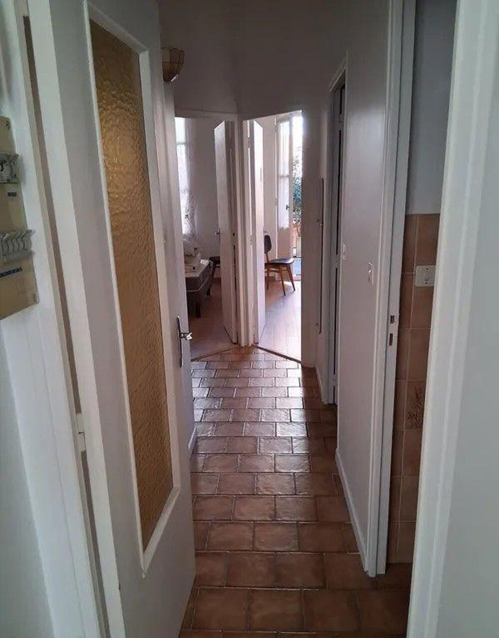 Location Appartement Beau T3 meublé 58m² avec belle terrasse de 24m² Aix-en-provence