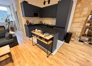  Appartement à louer 2 pièces 62 m²