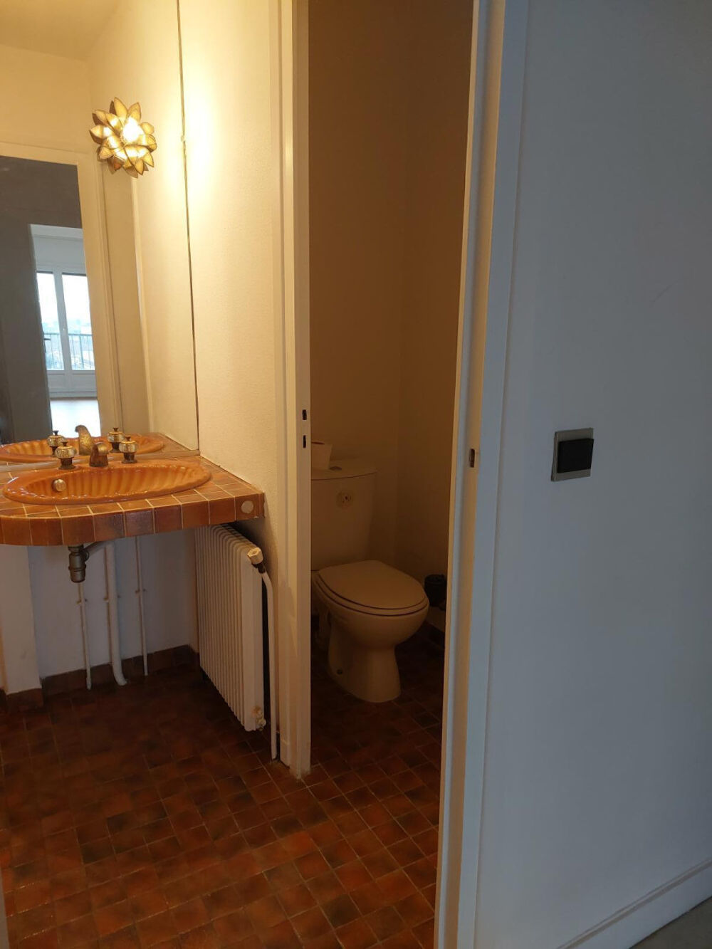 Location Appartement RÉSIDENCE STANDING PLUS DE 78M2 HALL AMÉNAGEABLE Bron