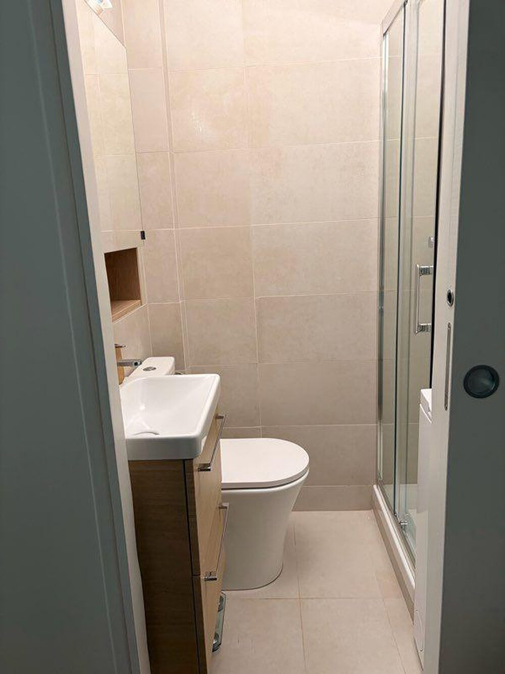 Location Appartement Studio 17 m2 Porte Maillot Neuilly-sur-seine