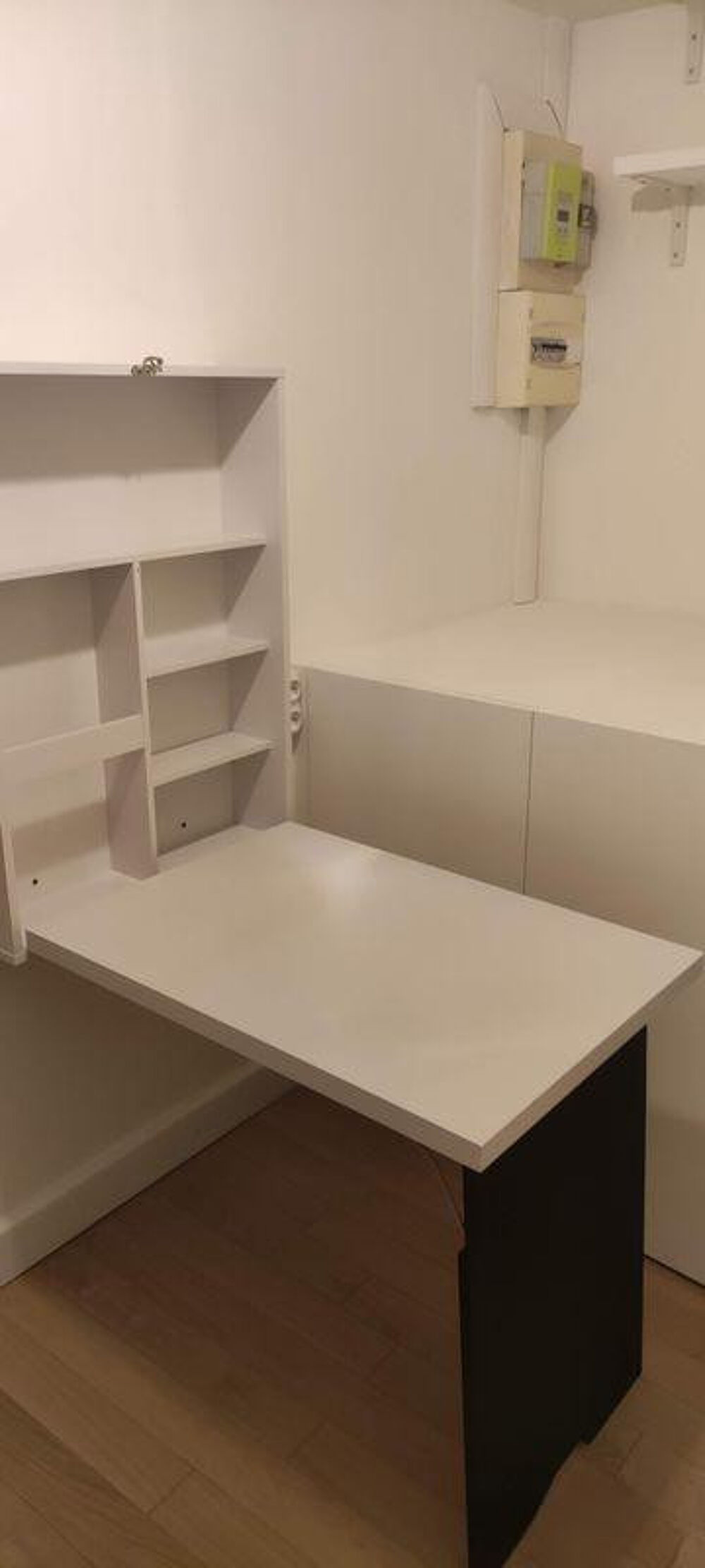 Location Appartement Charmante studette totalement rénovée – Paris 17e Paris 17