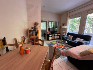  Appartement à louer 2 pièces 49 m²