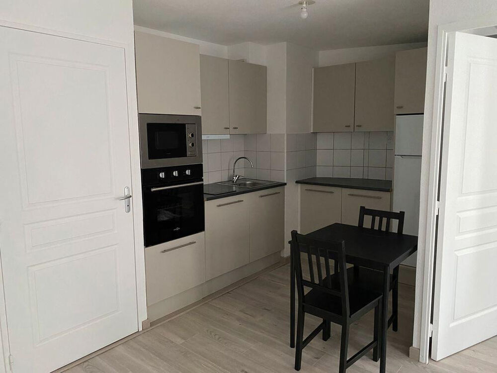 Beau F2 meublé 32m² avec garage