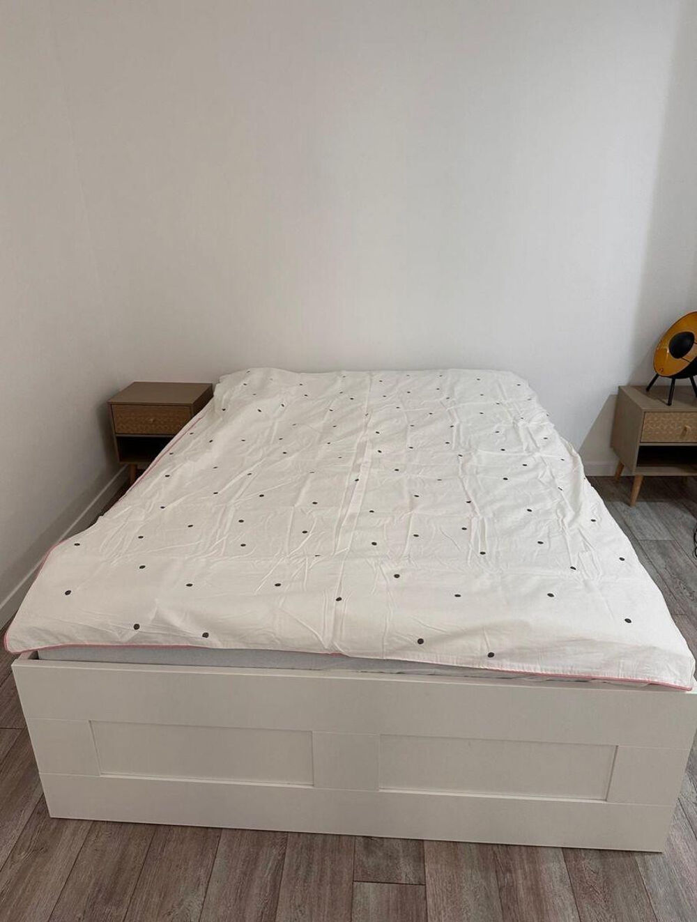 Location Appartement Studio meublé à louer Paris 9