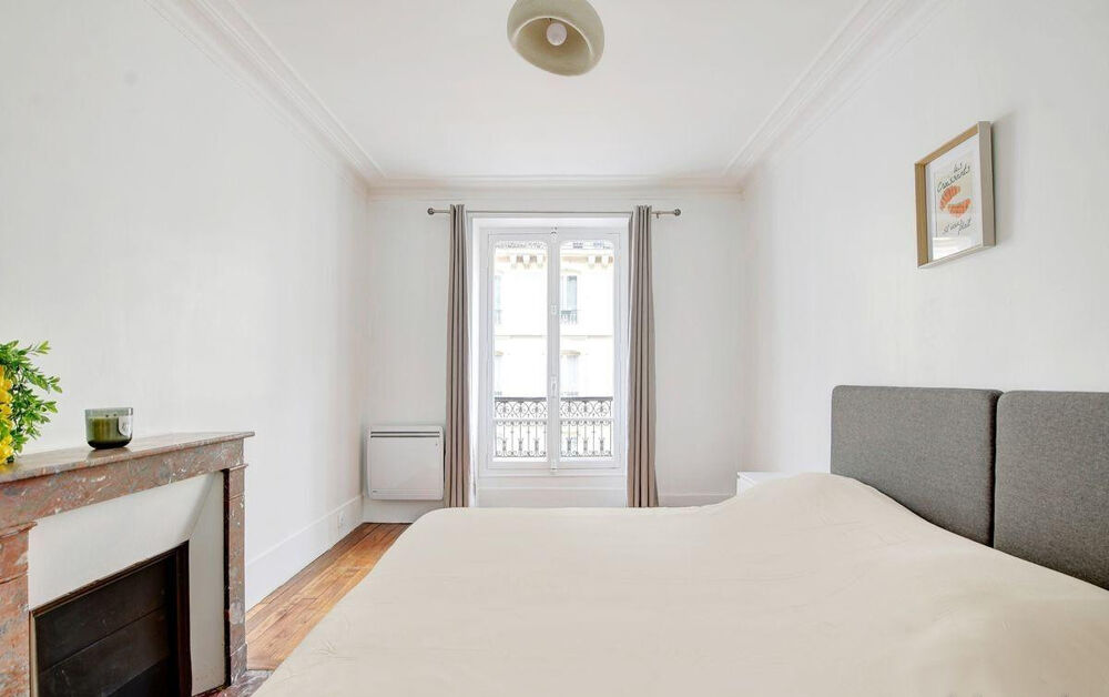 Location Appartement Beau 2P meublé 40m² refait à neuf Paris 11